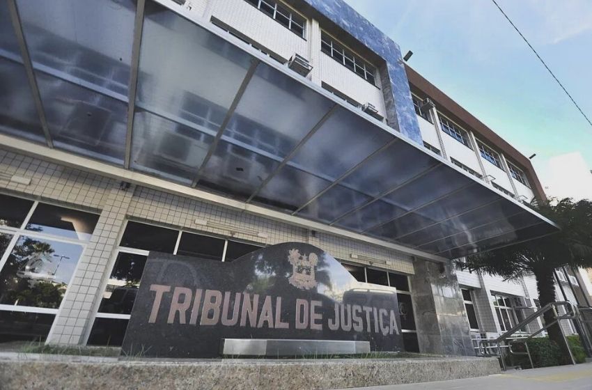 Justiça anula os efeitos de lei que suspendia despejos.