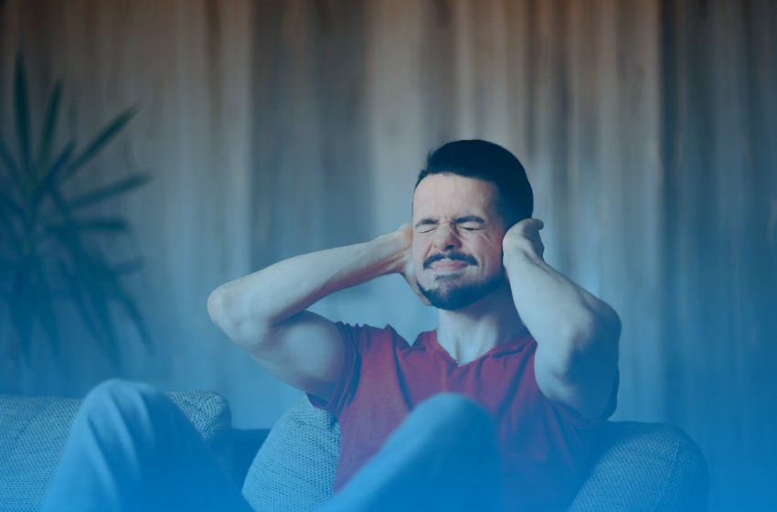 Morador de condomínio é condenado a indenizar vizinho por barulho em obra de reforma.