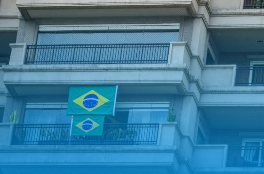 Síndico pode proibir colocação de bandeira na janela e/ou sacada?